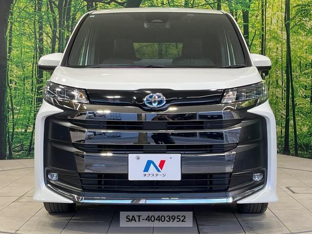 Toyota NOAH 2023-08 8071722-13