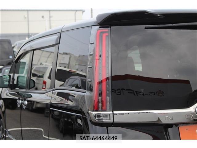 Toyota NOAH 2020-12 8071963-14