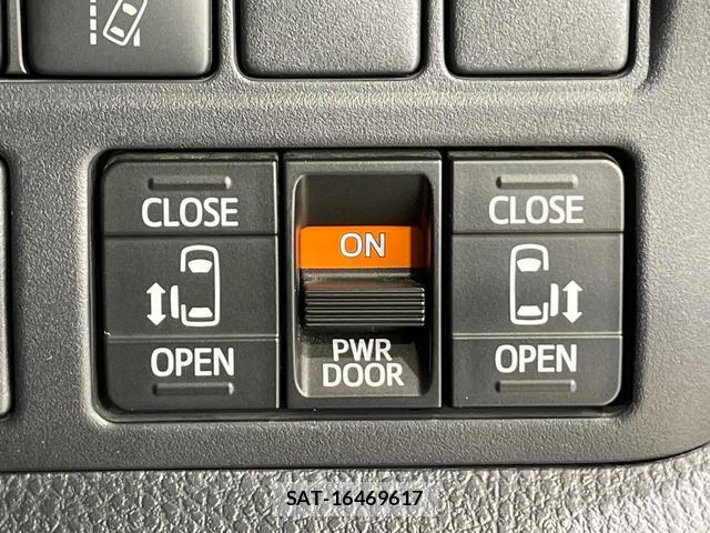 Toyota NOAH 2016-09 8072021-5