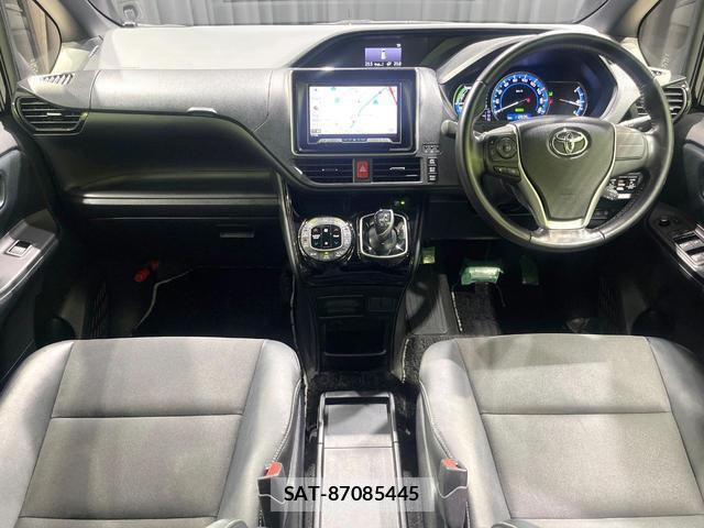 Toyota NOAH 2016-12 8072074-1