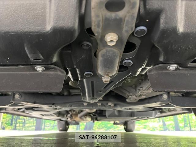 Toyota NOAH 2016-03 8072080-18