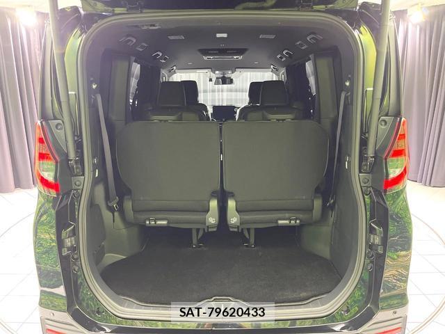 Toyota NOAH 2022-10 8072085-10