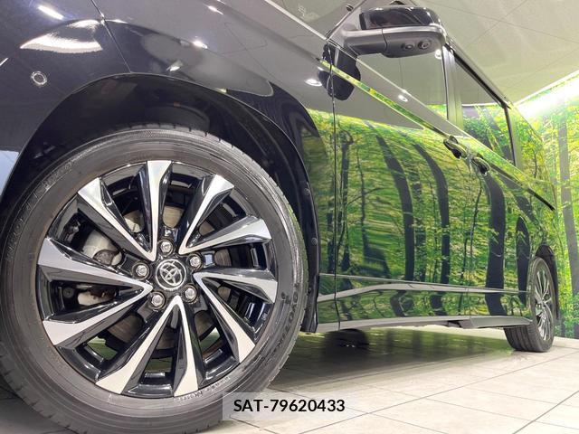 Toyota NOAH 2022-10 8072085-13