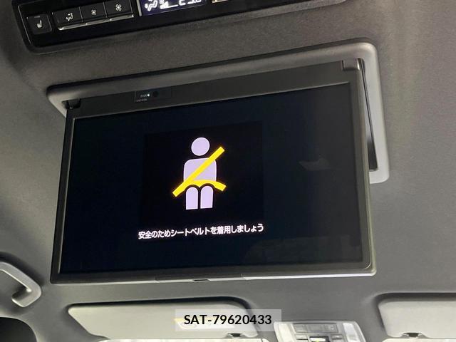 Toyota NOAH 2022-10 8072085-2
