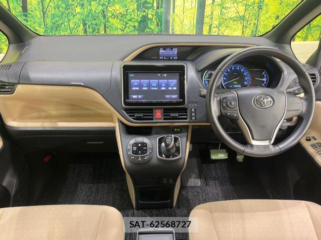 Toyota NOAH 2014-09 8072100-1