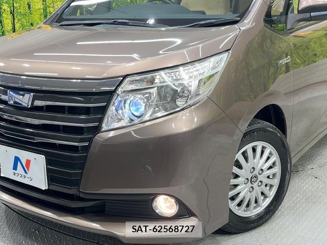 Toyota NOAH 2014-09 8072100-12