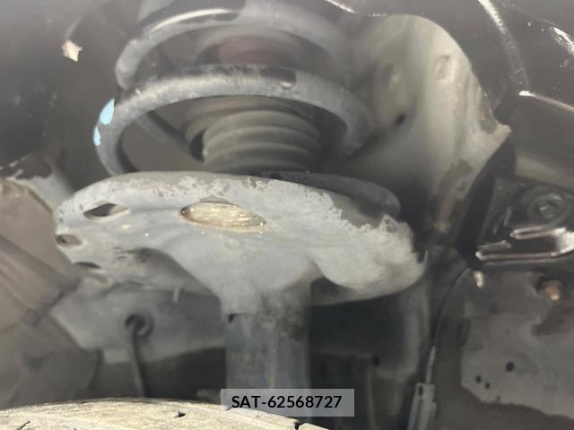 Toyota NOAH 2014-09 8072100-19