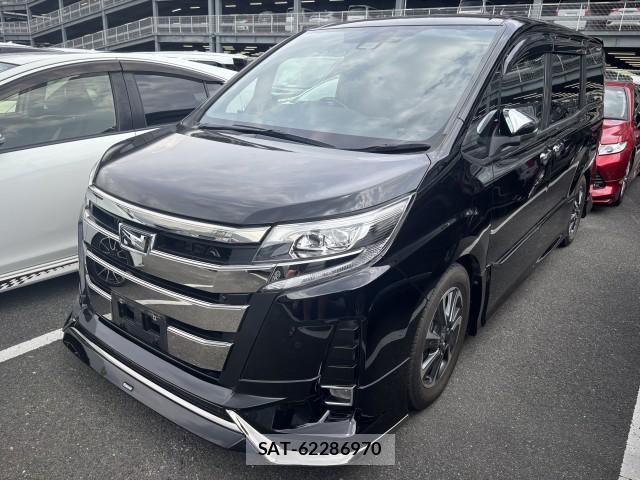 Toyota NOAH 2021-08 8072130-0