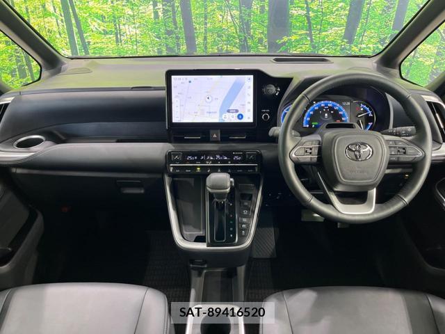 Toyota NOAH 2025-03 8072266-1