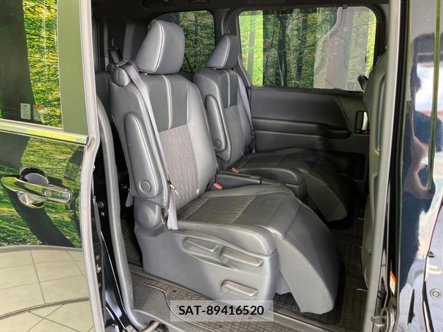 Toyota NOAH 2025-03 8072266-8