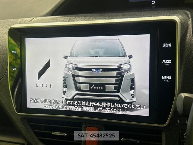 Toyota NOAH 2017-12 8072390-5