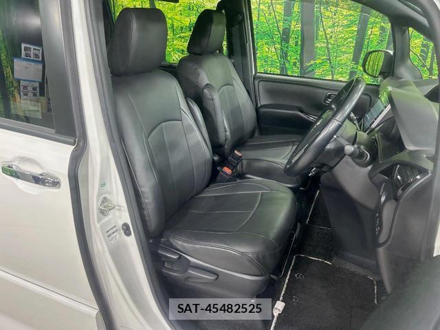 Toyota NOAH 2017-12 8072390-7