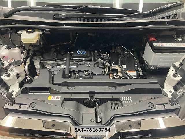 Toyota NOAH 2023-09 8072600-17