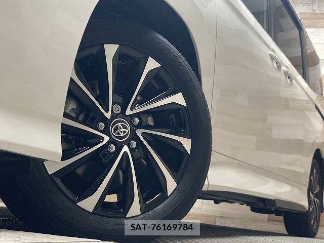 Toyota NOAH 2023-09 8072600-18