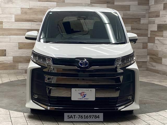 Toyota NOAH 2023-09 8072600-2