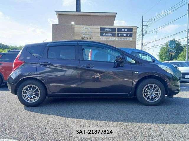 Nissan NOTE 2014-04 8070990-1