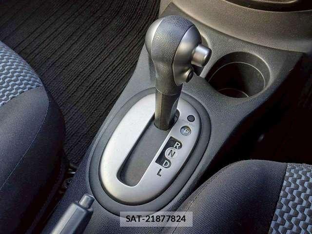 Nissan NOTE 2014-04 8070990-15