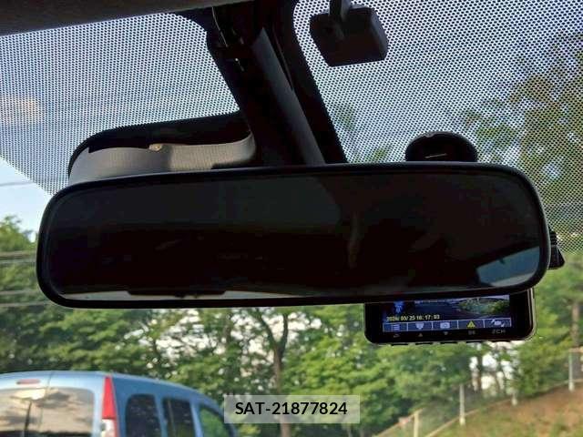 Nissan NOTE 2014-04 8070990-18