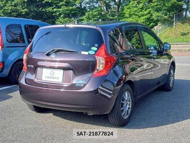 Nissan NOTE 2014-04 8070990-2