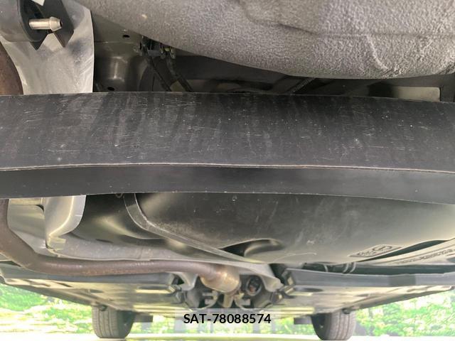 Nissan NOTE 2022-05 8071465-18