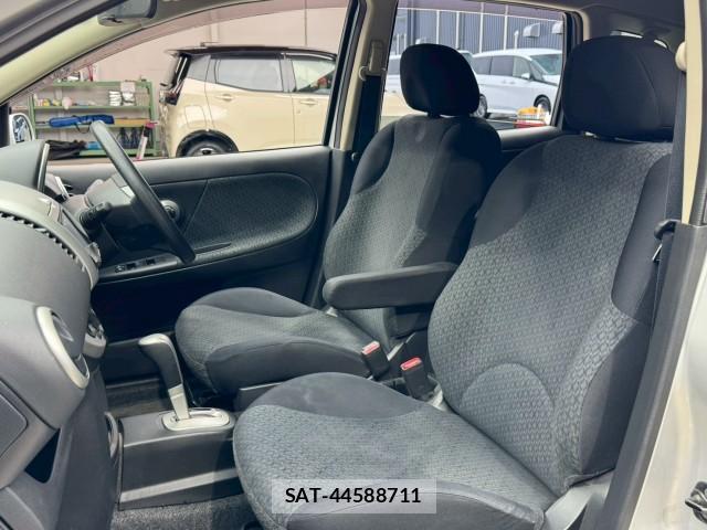 Nissan NOTE 2012-06 8072155-15