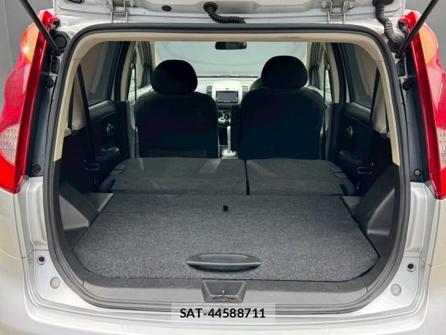 Nissan NOTE 2012-06 8072155-19