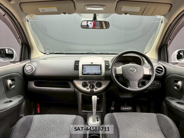 Nissan NOTE 2012-06 8072155-2