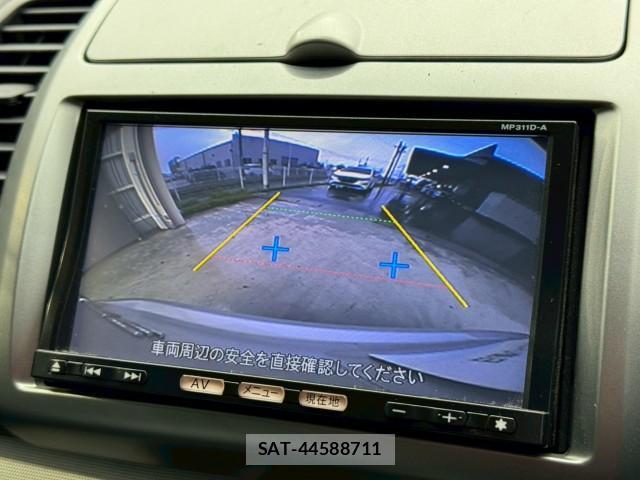 Nissan NOTE 2012-06 8072155-4