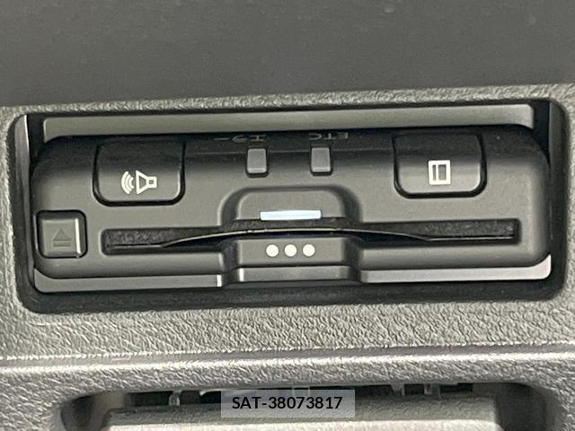 Nissan NOTE 2021-05 8072339-4