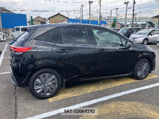 Nissan NOTE 2021-06 8072521-6