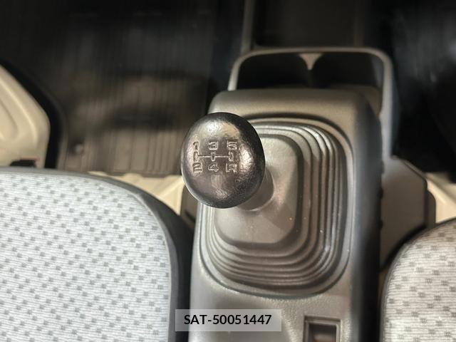 Nissan CLIPPER TRUCK 2020-05 8072386-2