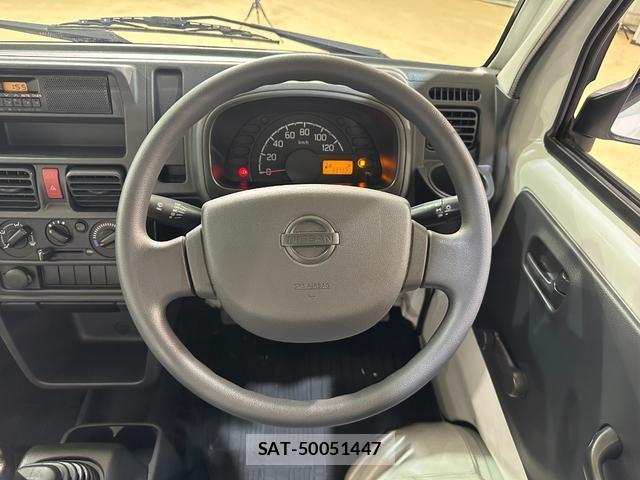 Nissan CLIPPER TRUCK 2020-05 8072386-5