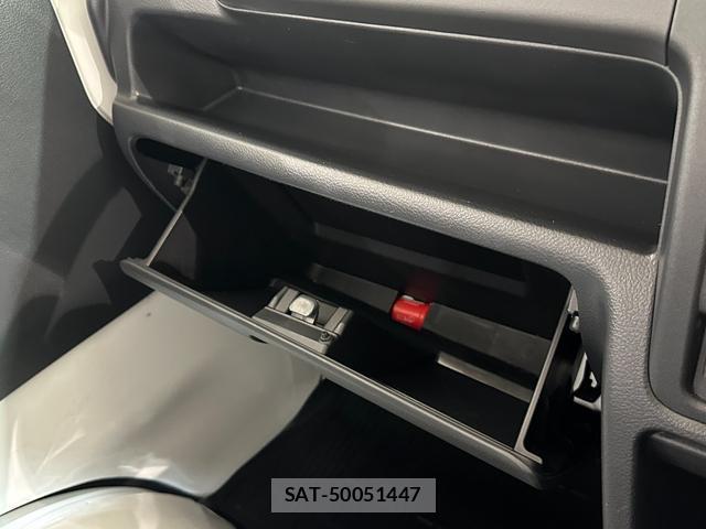Nissan CLIPPER TRUCK 2020-05 8072386-6