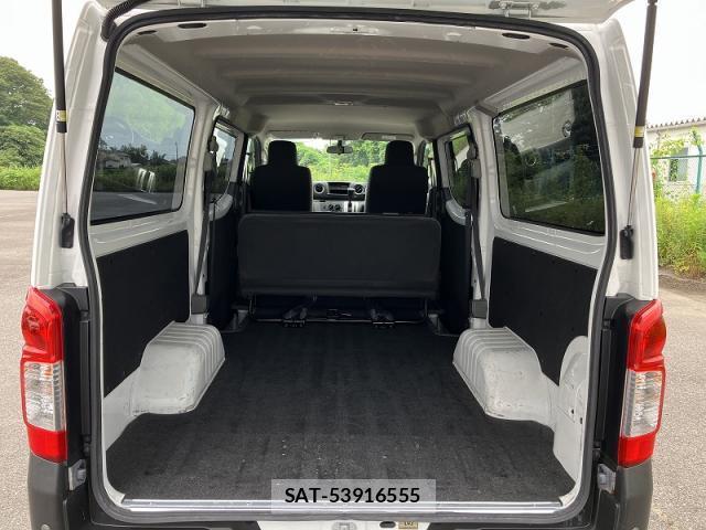 Nissan NV350 Caravan 2019-10 8071535-6