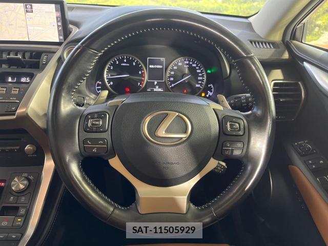 Lexus NX 2020-07 8071180-11