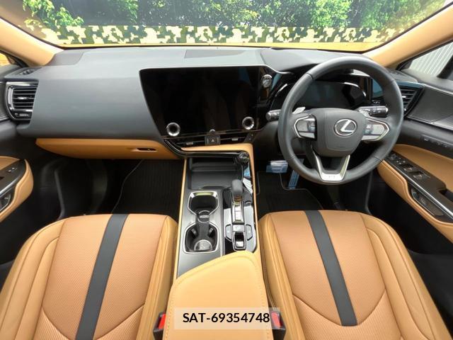Lexus NX 2025-07 8071329-1