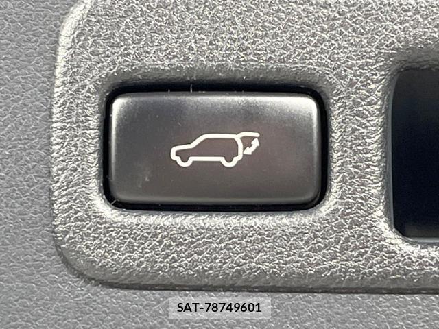 Lexus NX 2016-07 8071492-6