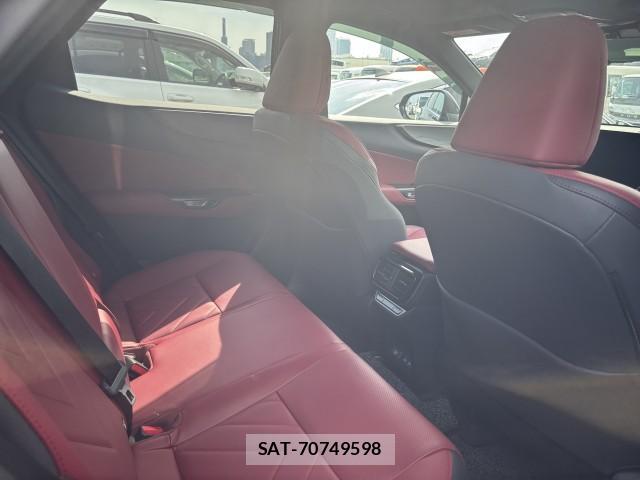 Lexus NX 2023-04 8072121-4