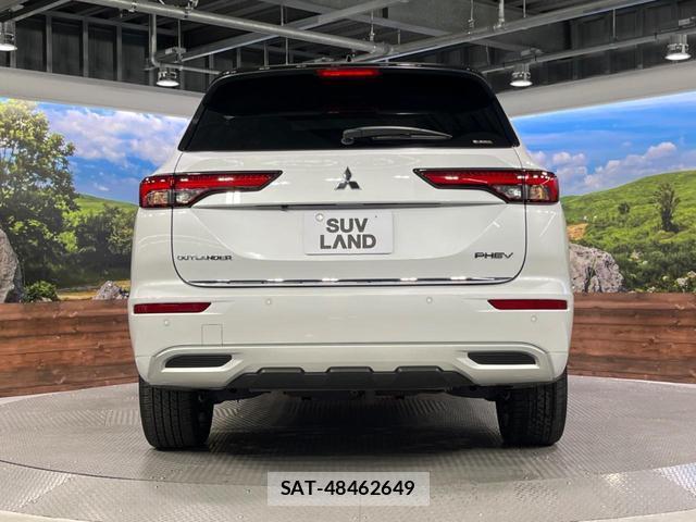 Mitsubishi OUTLANDER PHEV 2022-07 8071176-16