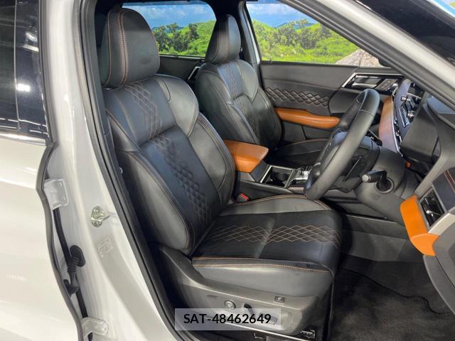 Mitsubishi OUTLANDER PHEV 2022-07 8071176-8