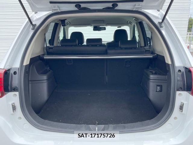 Mitsubishi OUTLANDER PHEV 2015-08 8071589-9