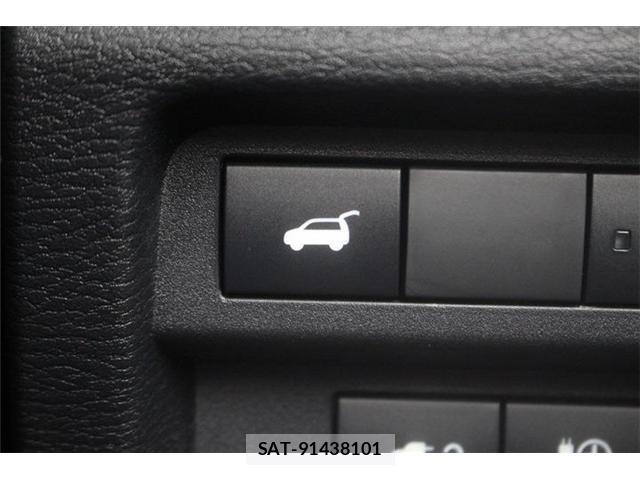 Mitsubishi OUTLANDER PHEV 2024-12 8071960-4