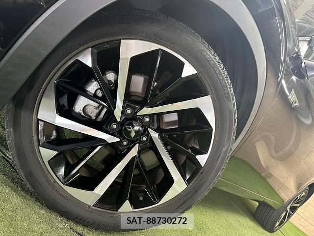 Mitsubishi OUTLANDER PHEV 2022-05 8072309-11