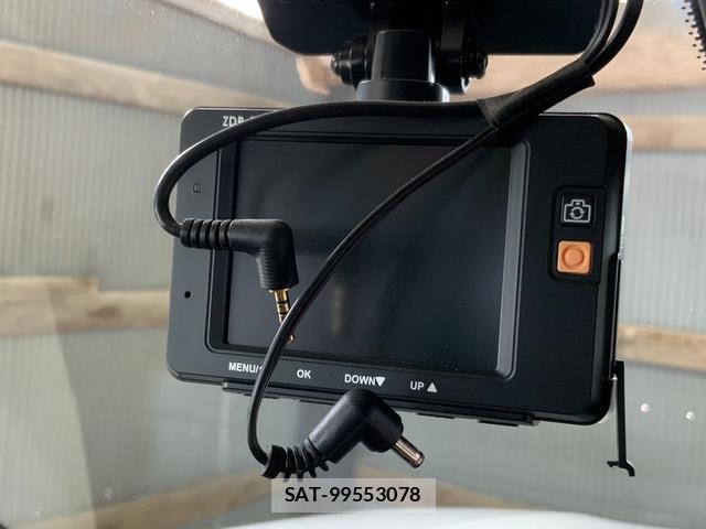 Mitsubishi OUTLANDER 2018-10 8072254-14