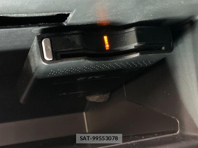 Mitsubishi OUTLANDER 2018-10 8072254-15
