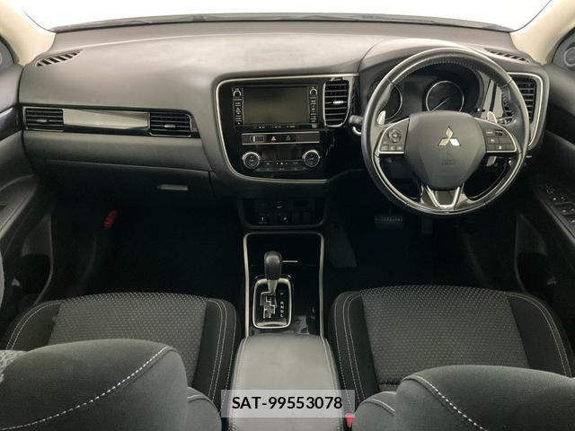 Mitsubishi OUTLANDER 2018-10 8072254-5
