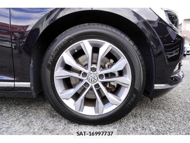 VolksWagen PASSAT VARIANT 2016-08 8071892-2