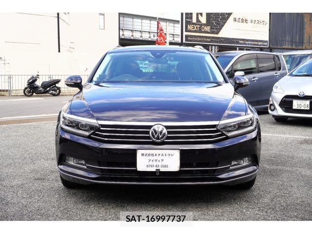 VolksWagen PASSAT VARIANT 2016-08 8071892-3