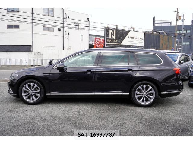 VolksWagen PASSAT VARIANT 2016-08 8071892-5