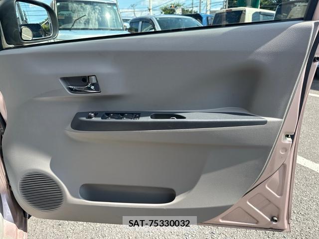 Toyota PIXIS EPOCH 2015-08 8071520-13